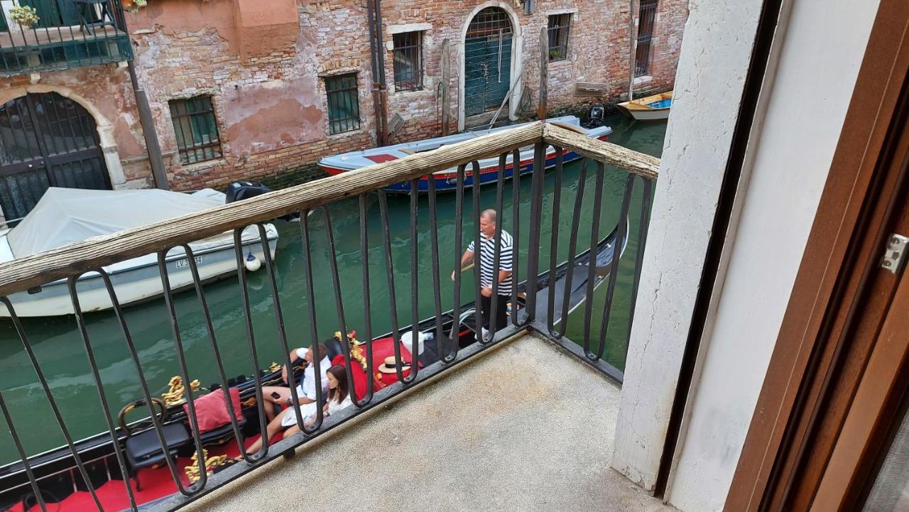 Antico Rio Acqua Dolce Apartment Veneza Exterior foto